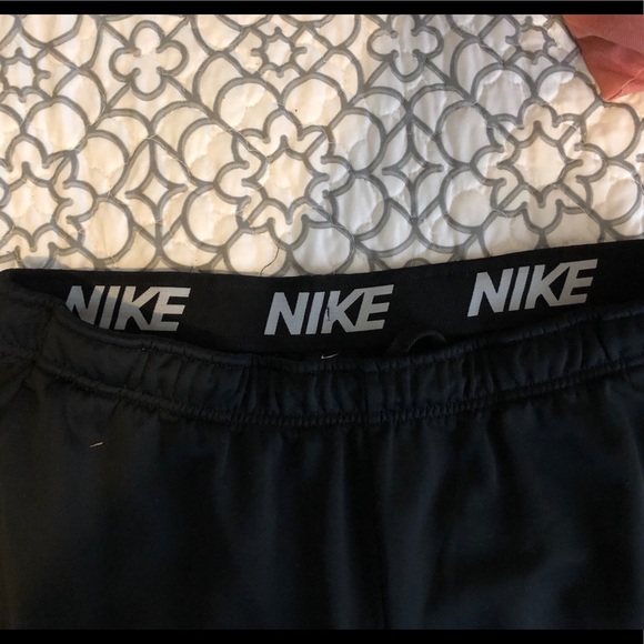 Black Nike Dri-Fit Sweatpants - Picture 3 of 4